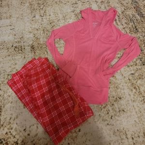 Old Navy flannel pajama set bottoms and top